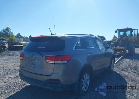 2017 Kia Sorento 2.4L Lx из США, поврежденный, VIN 5XYPG4A38HG226318